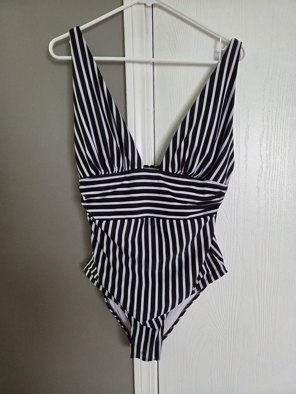 Black & White Stripe V-Neck One-Piece Swimsuit